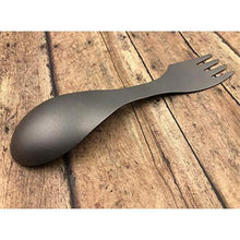 Load image into Gallery viewer, Evoly Outdoors 3-in-1 Titanium Spork Utensil w/ Carry Case