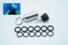 Load image into Gallery viewer, 12 Spare O-Ring Diving Tank Keychain With Pick for Scuba Tank